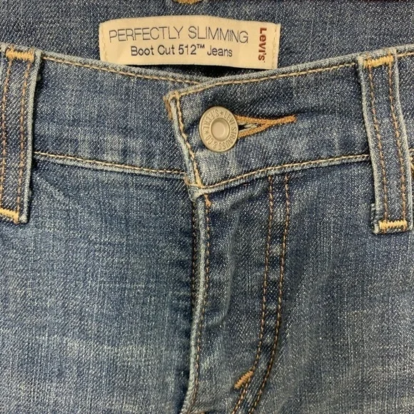 42. LEVI’S Perfectly Slimming Boot Cut 512 Levi Jeans, NWOT 👖 HP 9/8, 9/19 - Picture 7 of 8
